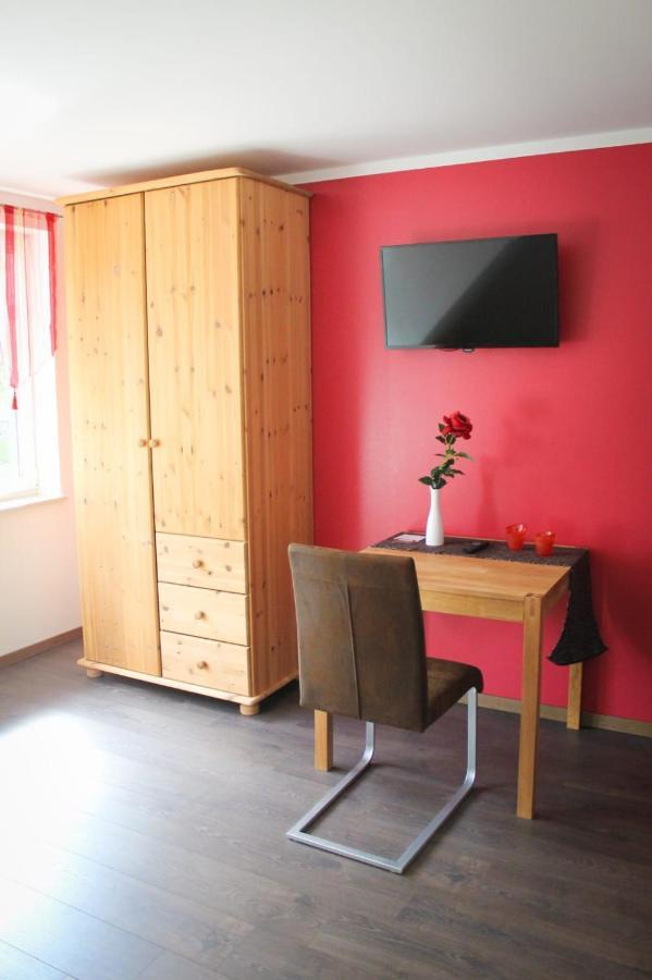 Gaestehaus Burgblick Neustadt-Glewe Ngoại thất bức ảnh